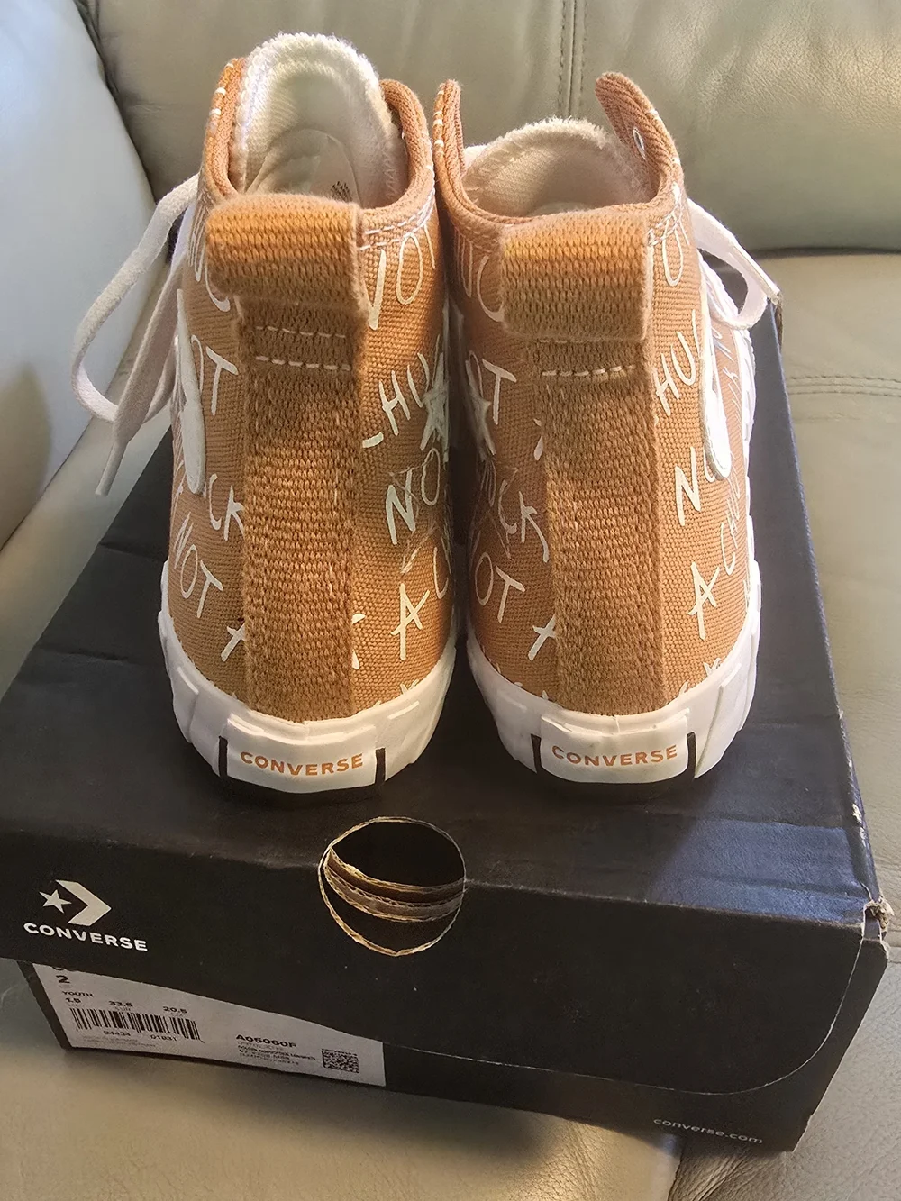 Converse UNT1TL3D High Top Golden Tan/White Shoes A05050F Youth Size 2 New